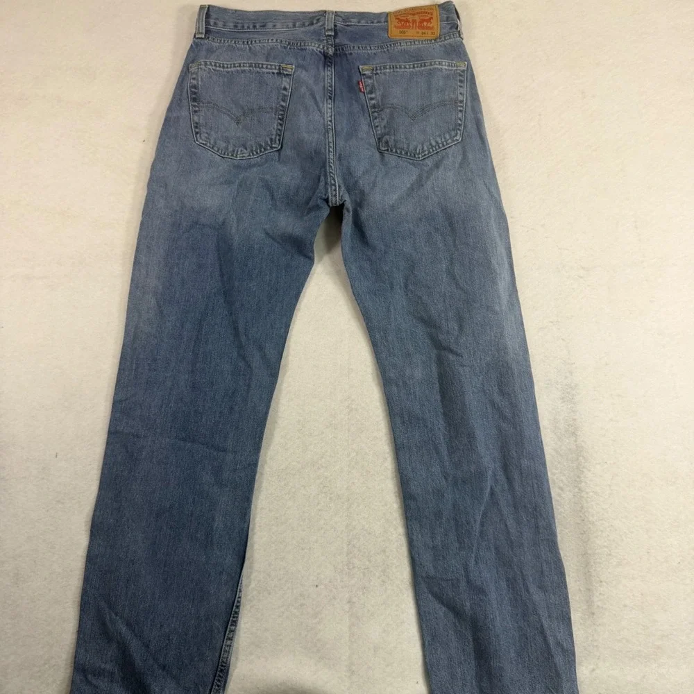 Levis 505 Regular Fit Straight Leg Jeans Mens 34x32 Medium Wash Blue Denim